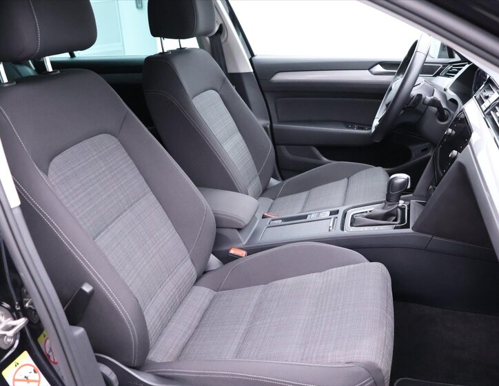 Volkswagen Passat Kombi 2,0 l 147 kw