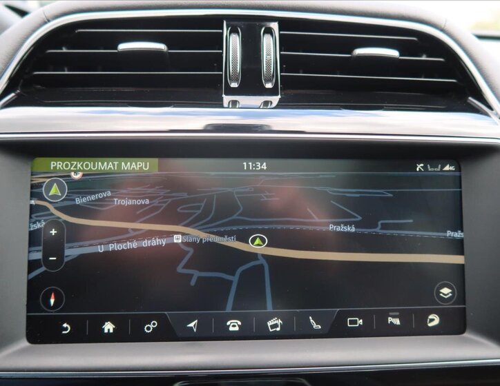 Jaguar F-Pace SUV / Terénní 3,0 l 280 kw