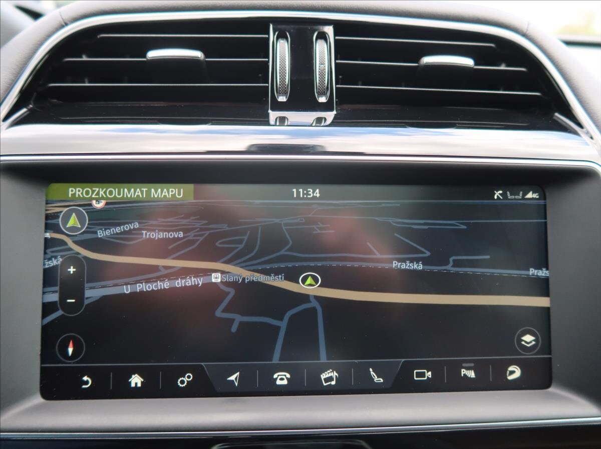 Jaguar F-Pace SUV / Terénní 3,0 l 280 kw