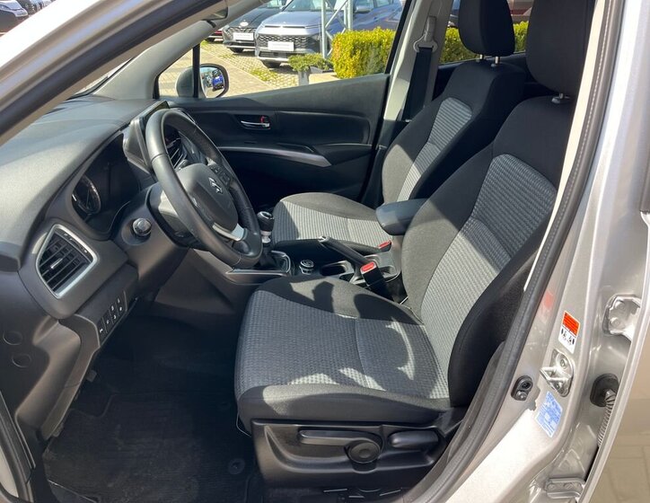 Suzuki S-Cross SUV / Terénní 1,4 l 95 kw