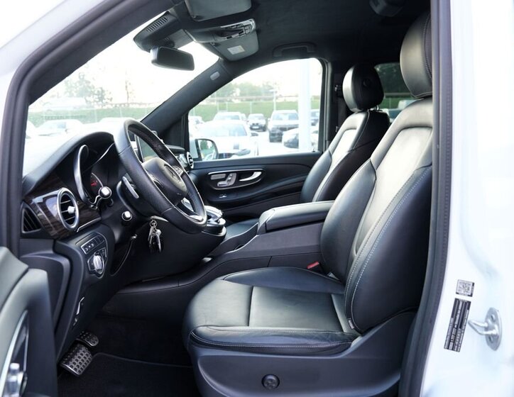 Mercedes-Benz Třídy V 23