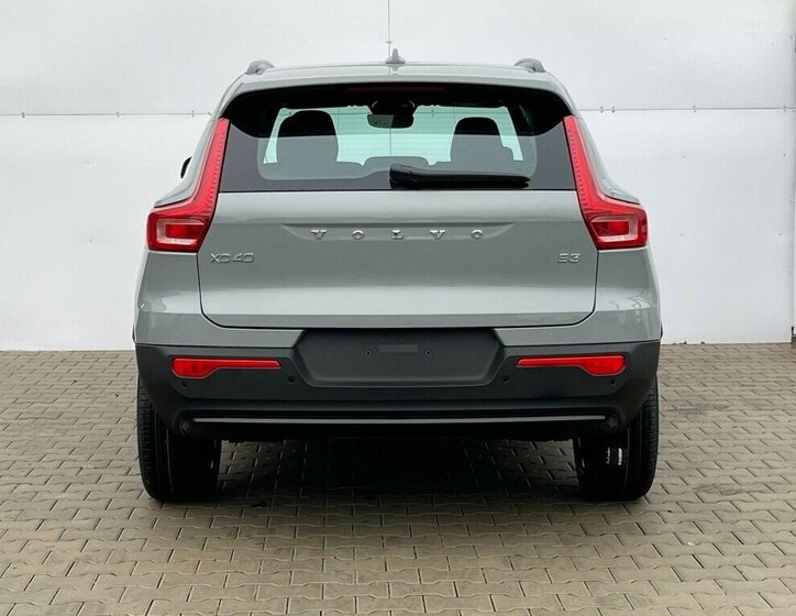 Volvo XC40 SUV 2,0 l 120 kw
