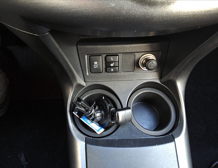 Toyota RAV4 Kombi 2,2 l 110 kw