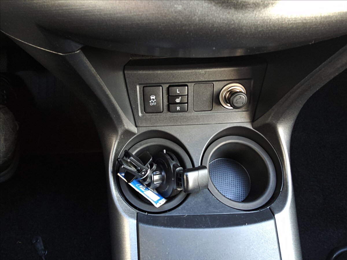 Toyota RAV4 Kombi 2,2 l 110 kw