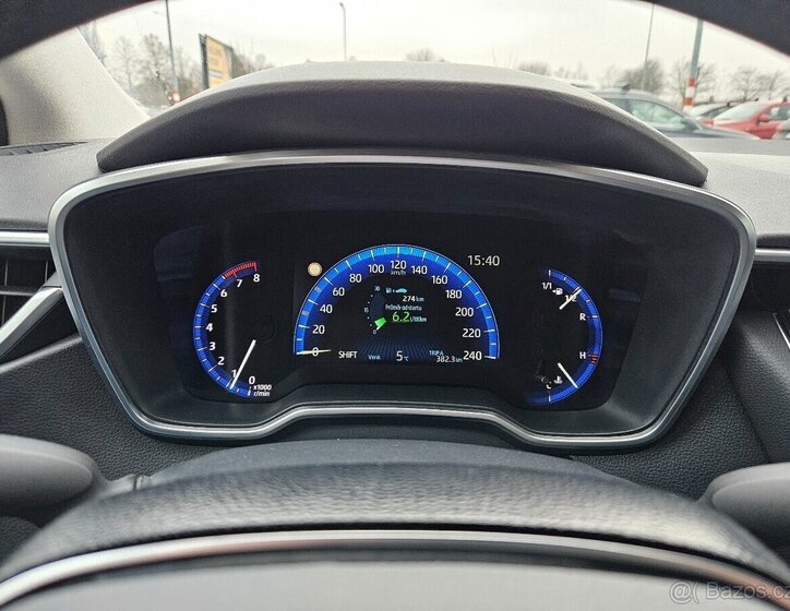 Toyota Corolla Sedan 1,6 l 97 kw