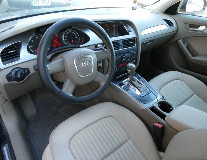 Audi A4 Sedan / Limuzína 2,0 l 105 kw