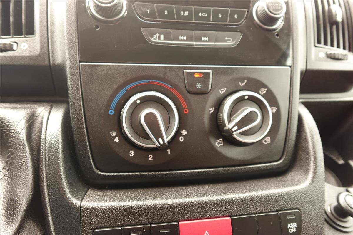 Peugeot Boxer Ostatní 2,2 l 121 kw