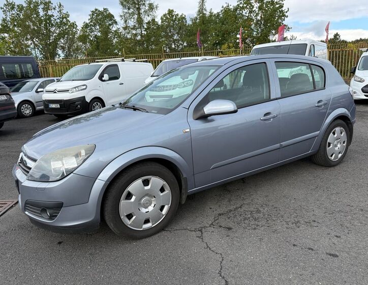 Opel Astra 1
