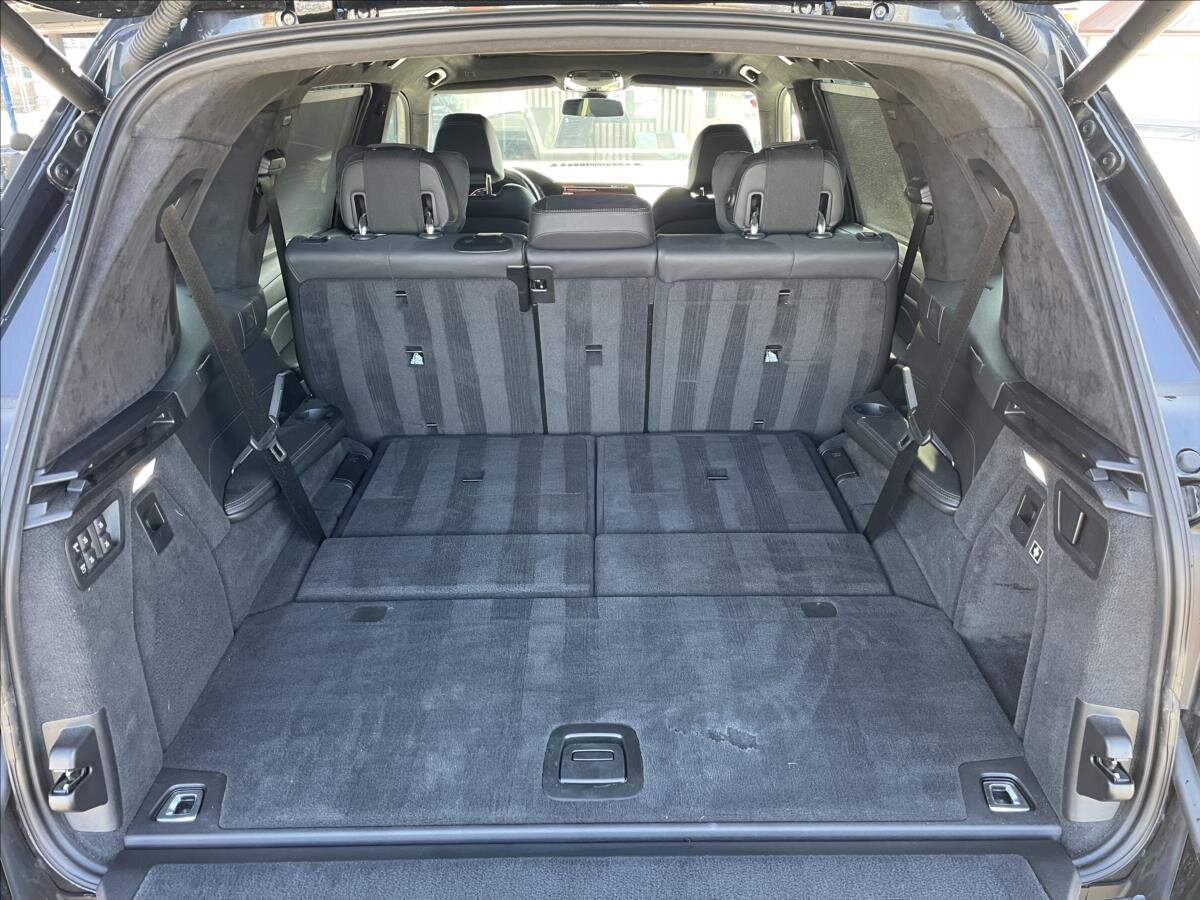 BMW X7 SUV / Terénní 3,0 l 195 kw