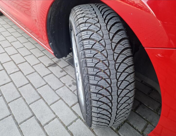 Hyundai i30 Kombi 998,0 88 kw