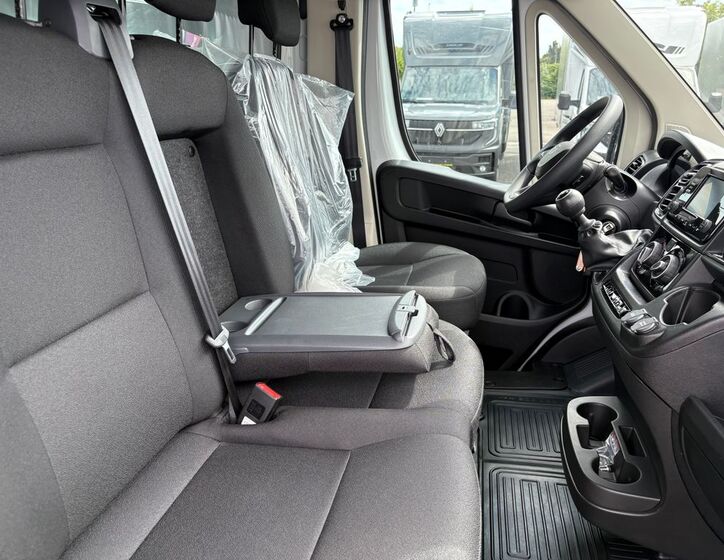 Toyota Proace Max 16