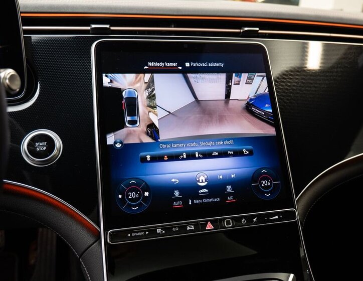 Mercedes-Benz EQS 12