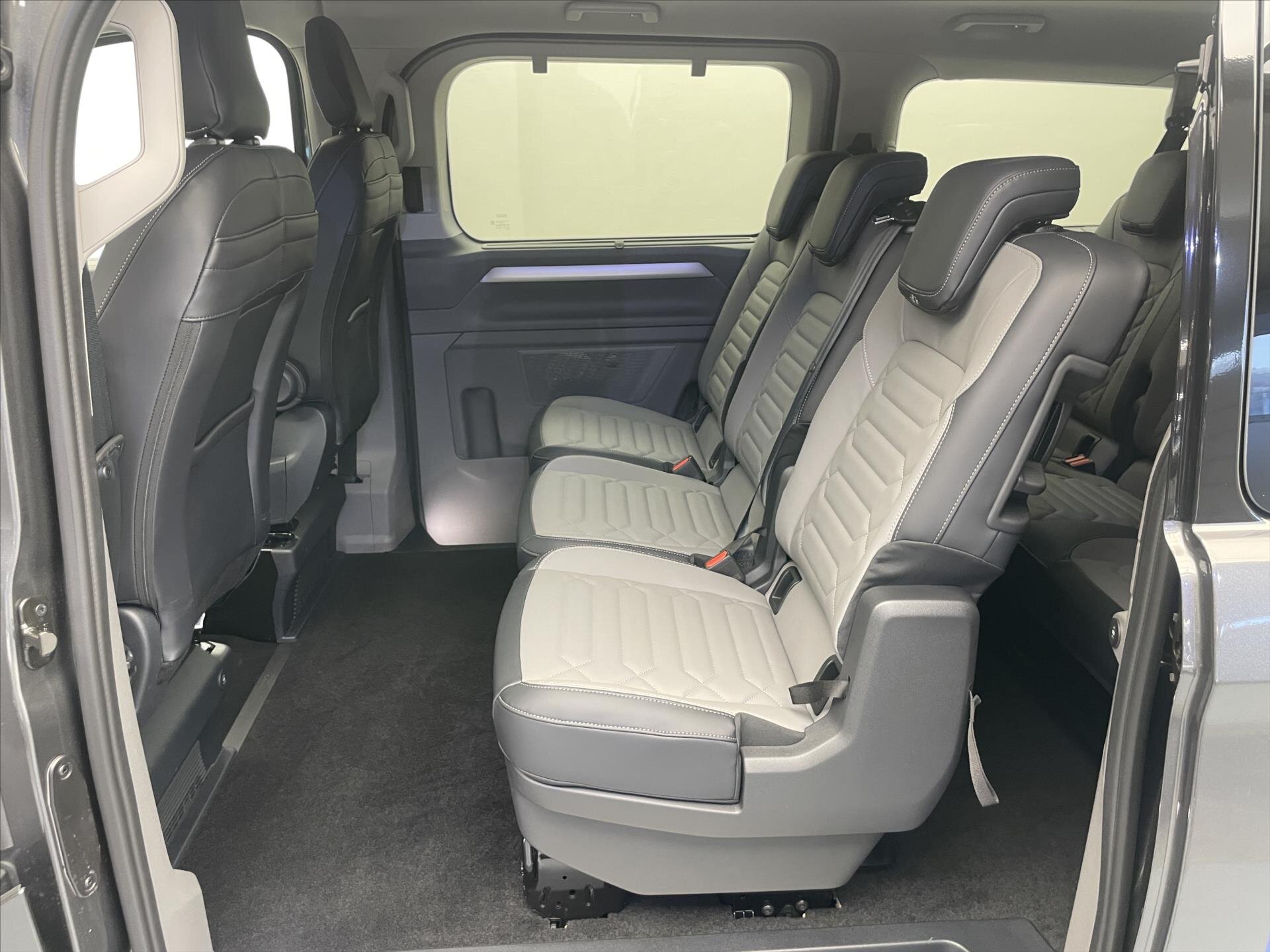 Volkswagen Caravelle Ostatní 2,0 l 125 kw