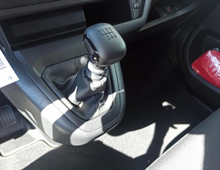 Toyota ProAce Verso 17