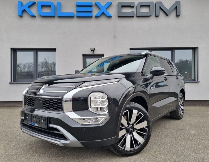 Mitsubishi Outlander SUV 2,4 l 225 kw