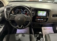 Mitsubishi Outlander 20