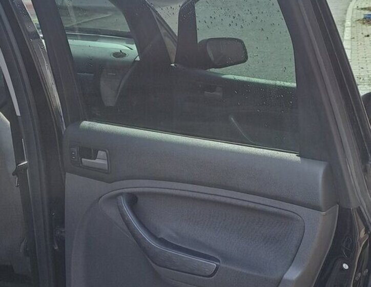 Ford C-MAX MPV 0,0 74 kw