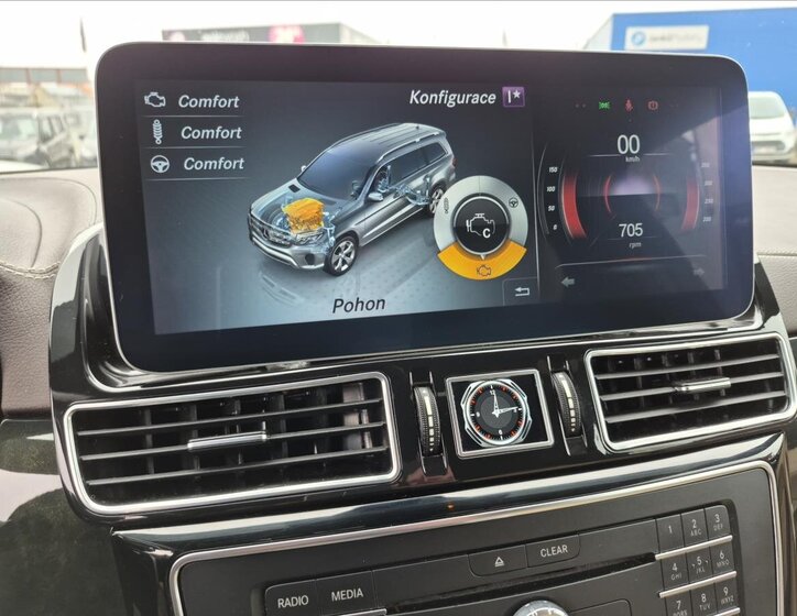 Mercedes-Benz GLS SUV 3,0 l 190 kw