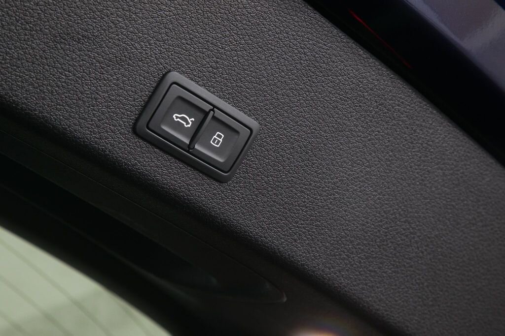 Audi e-tron SUV 0,0 300 kw