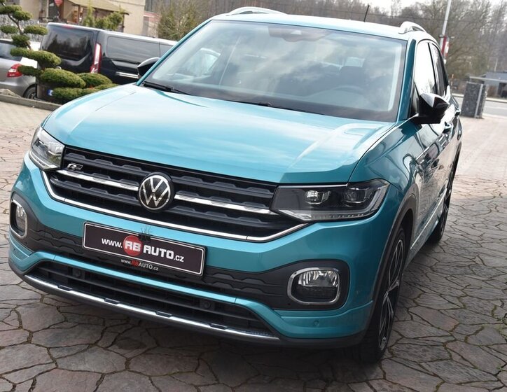 Volkswagen T-Cross SUV / Terénní 1,5 l 110 kw