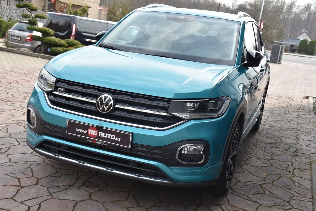 Volkswagen T-Cross SUV / Terénní 1,5 l 110 kw