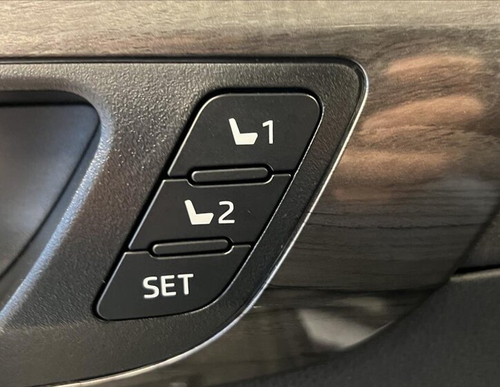 Toyota Highlander 18