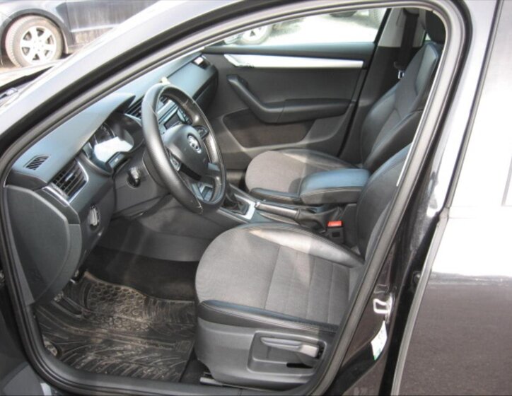 Škoda Octavia Kombi 1,6 l 77 kw