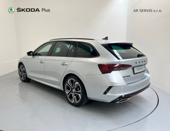 Škoda Octavia 9