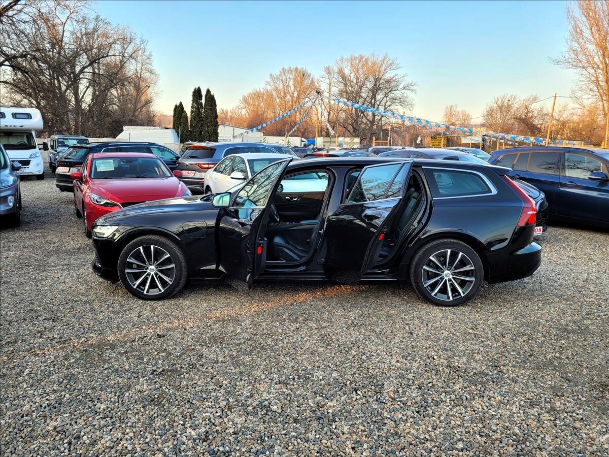 Volvo V60 Kombi 2,0 l 251 kw