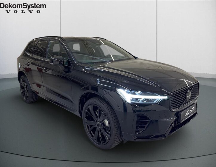 Volvo XC60 SUV / Terénní 2,0 l 228 kw