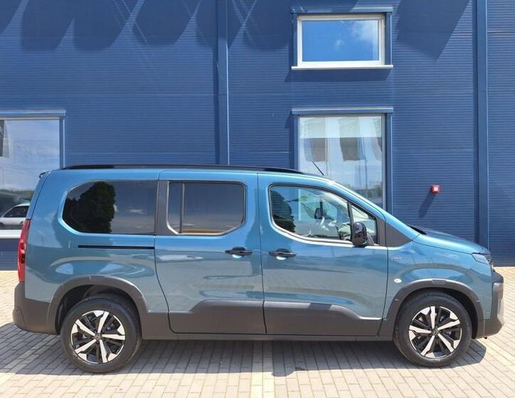 Peugeot Rifter 6