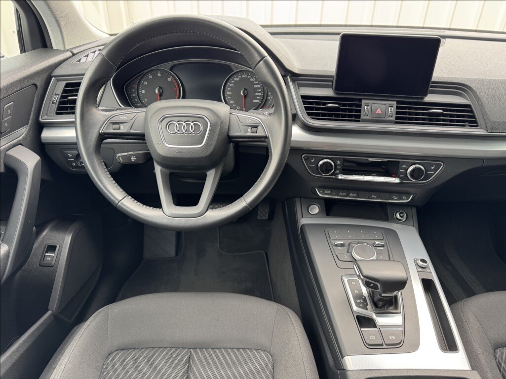 Audi Q5 SUV / Terénní 2,0 l 185 kw