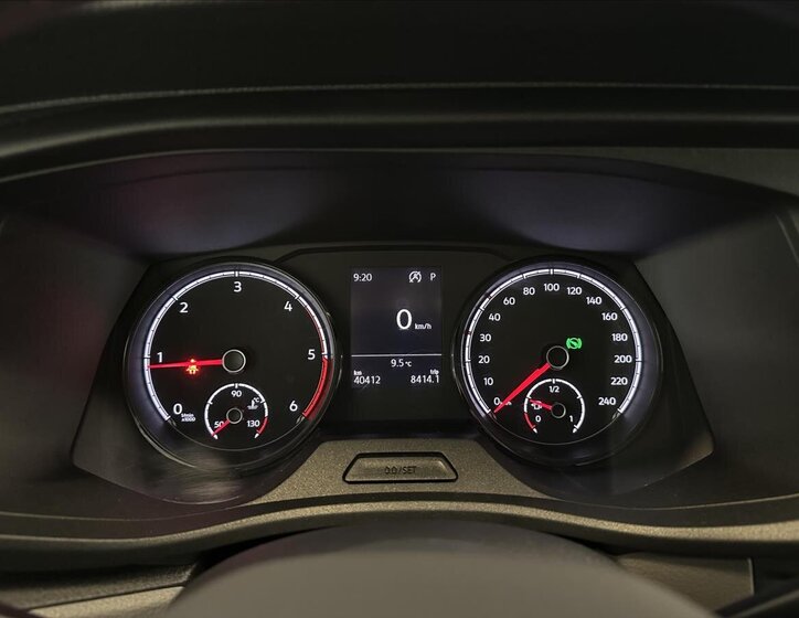 Volkswagen Transporter 16