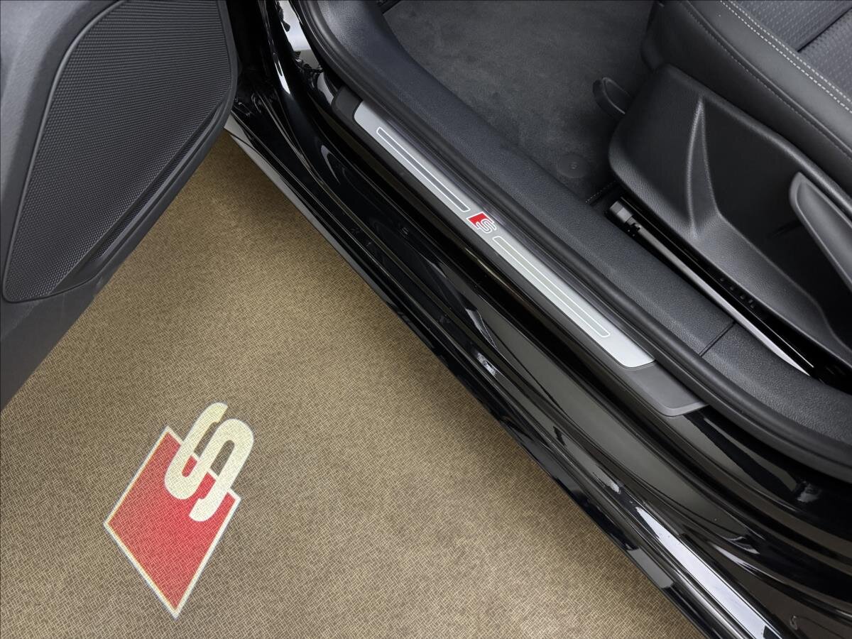 Audi A4 Kombi 2,0 l 150 kw