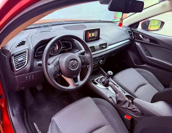 Mazda 3 14
