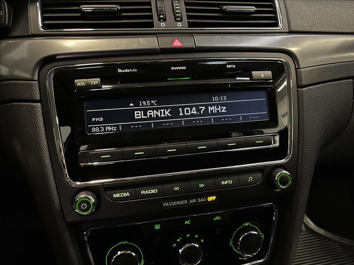 Škoda Superb Liftback 2,0 l 103 kw