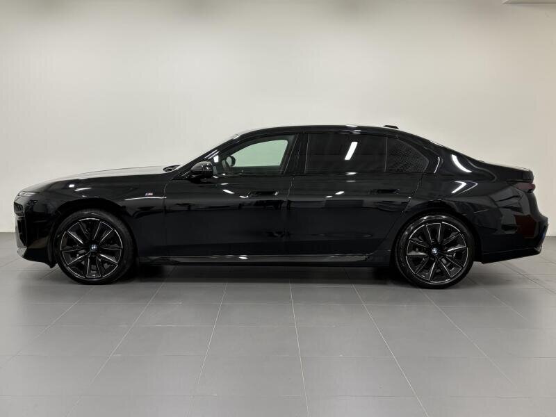 BMW Řada 7 Sedan / Limuzína 3,0 l 220 kw