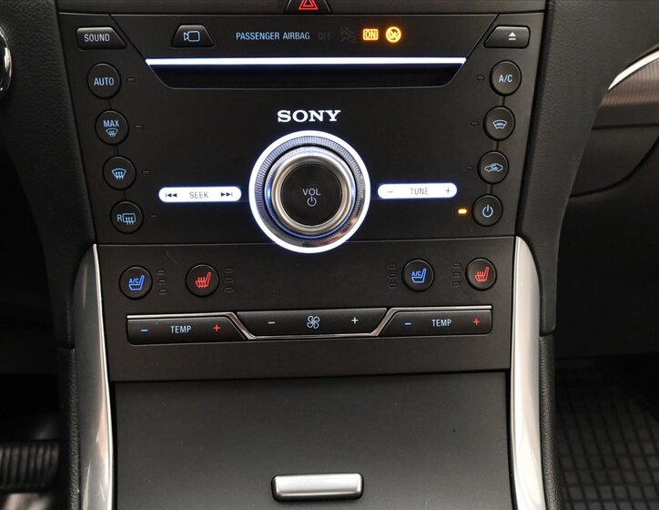 Ford S-MAX MPV 2,0 l 140 kw