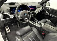 BMW X7 6