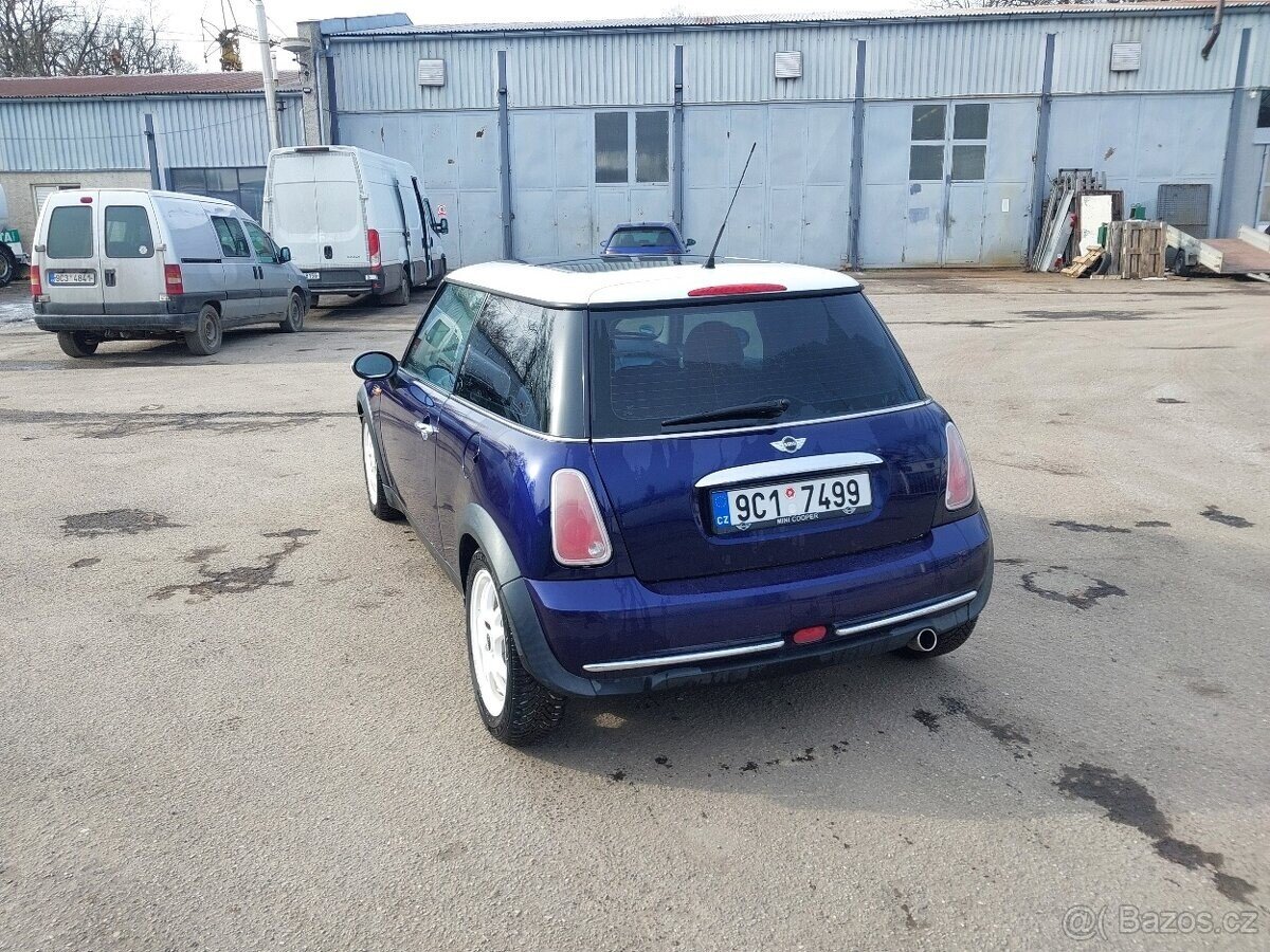 Mini Cooper Hatchback 0,0 85 kw