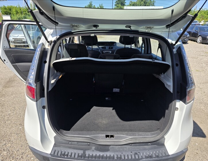 Renault Scénic MPV 1,5 l 81 kw