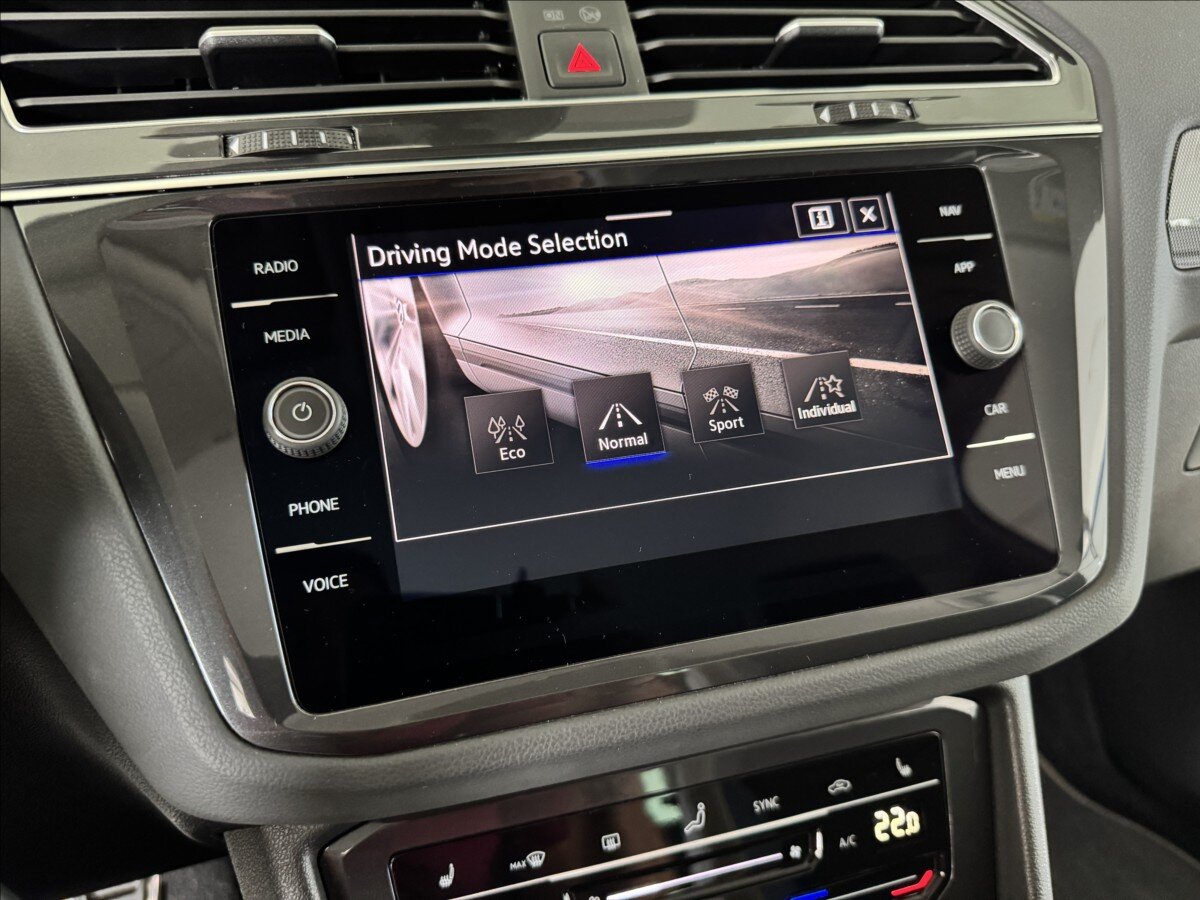 Volkswagen Tiguan SUV 2,0 l 110 kw