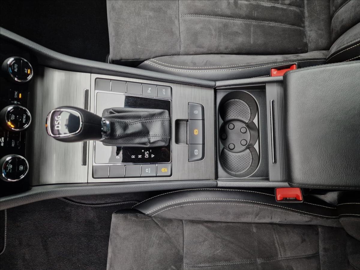 Škoda Superb Kombi 2,0 l 110 kw