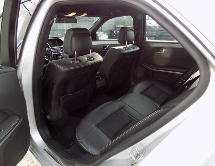 Mercedes-Benz Třídy E Sedan / Limuzína 2,1 l 125 kw