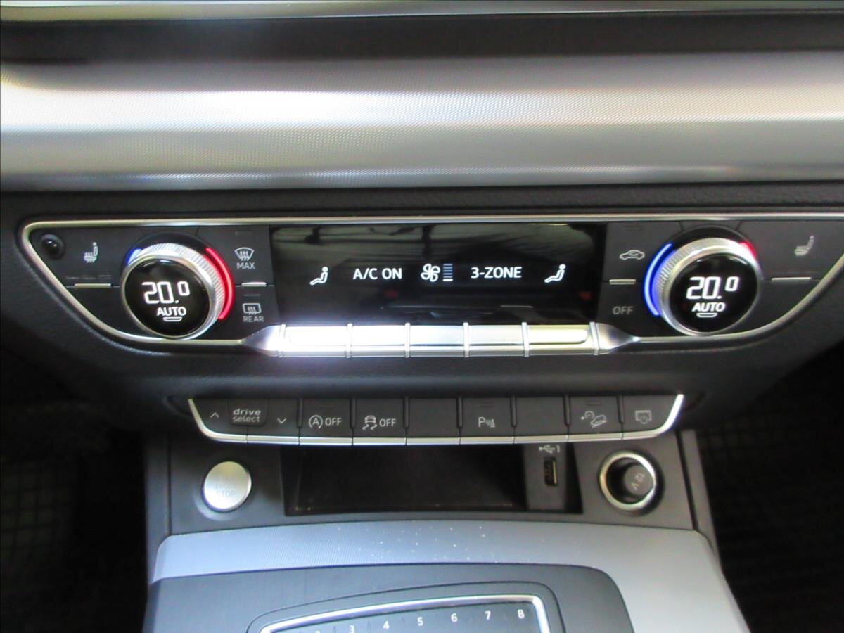 Audi Q5 SUV / Terénní 2,0 l 140 kw