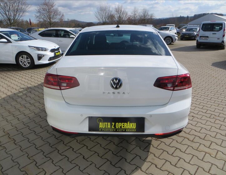 Volkswagen Passat Liftback 1,5 l 110 kw