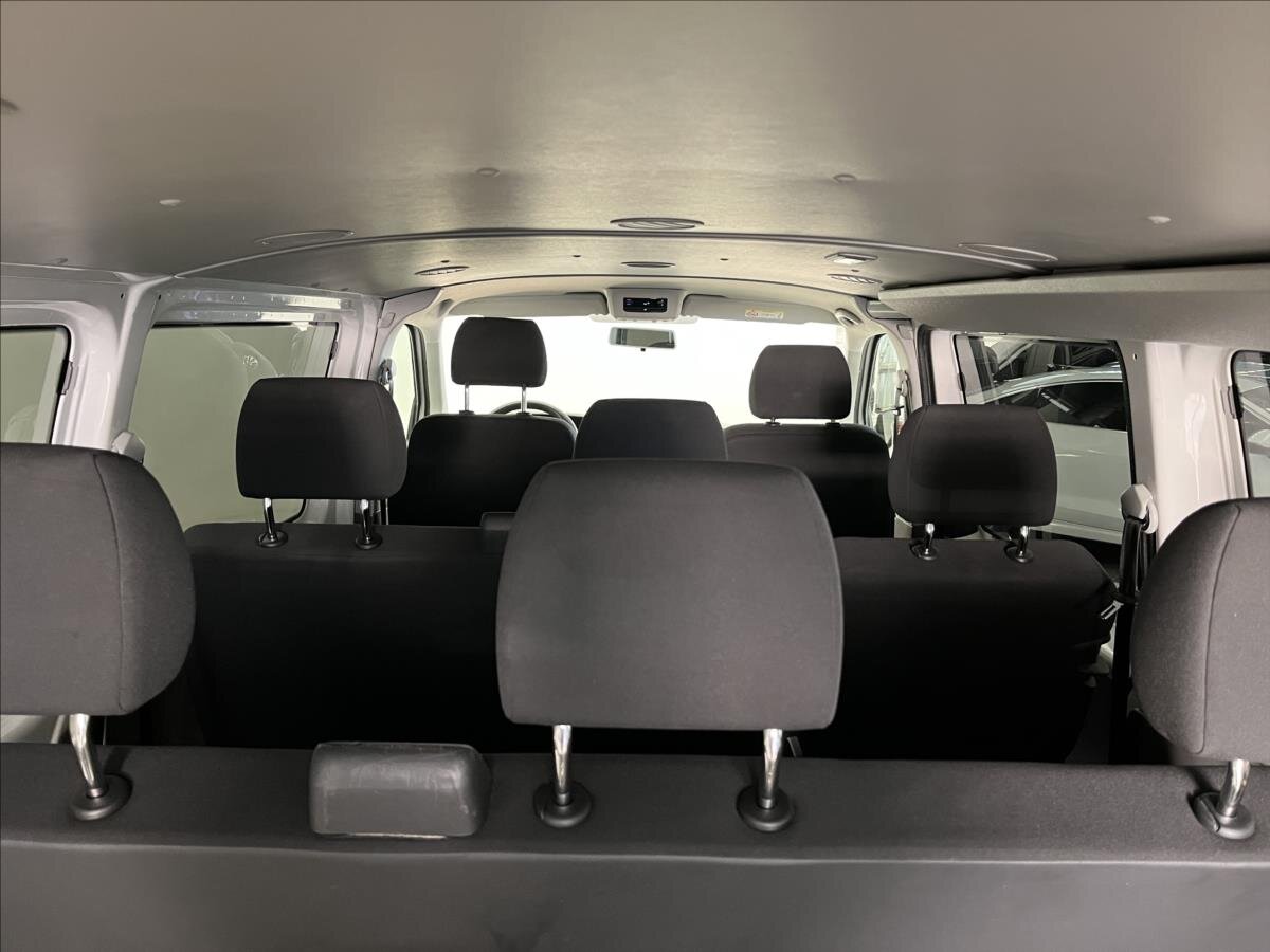 Volkswagen Transporter Kombi 2,0 l 81 kw