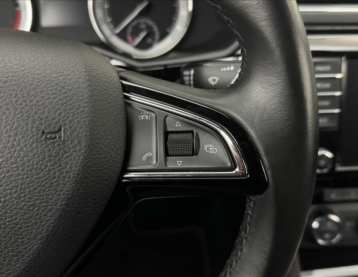 Škoda Superb Kombi 2,0 l 110 kw