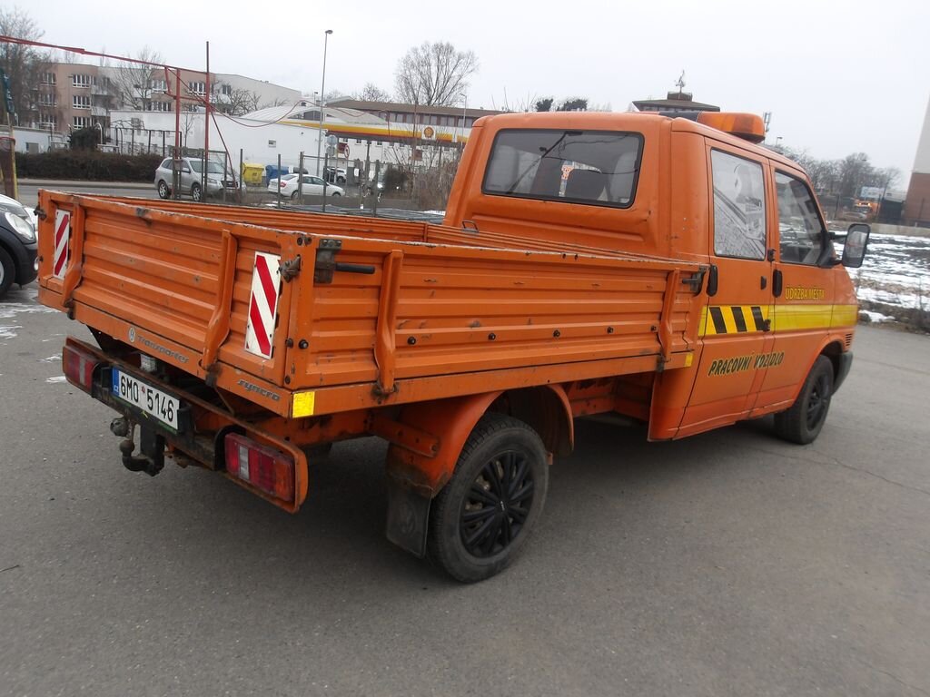 Volkswagen Transporter Ostatní 2,4 l 57 kw