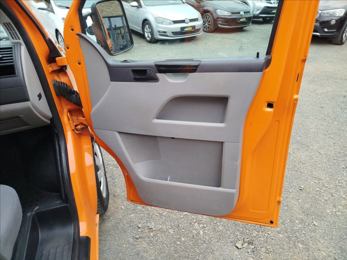 Volkswagen Transporter Valník 2,0 l 103 kw